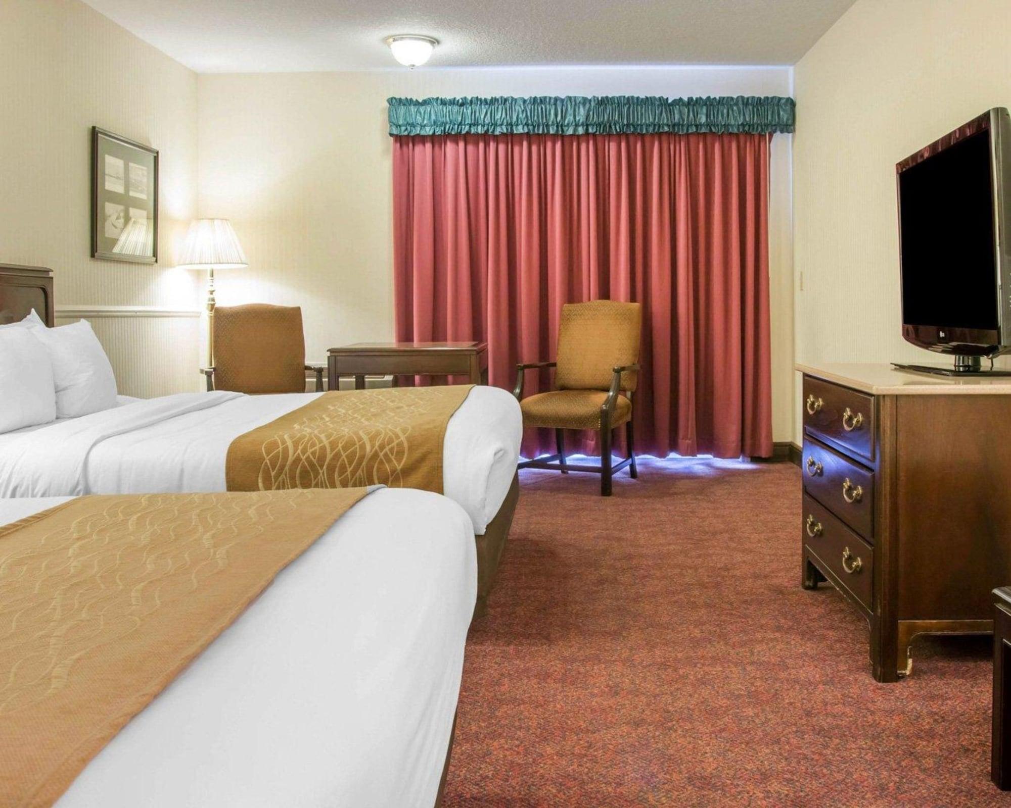 Comfort Inn Lakeside Mackinaw Stadt Exterior foto