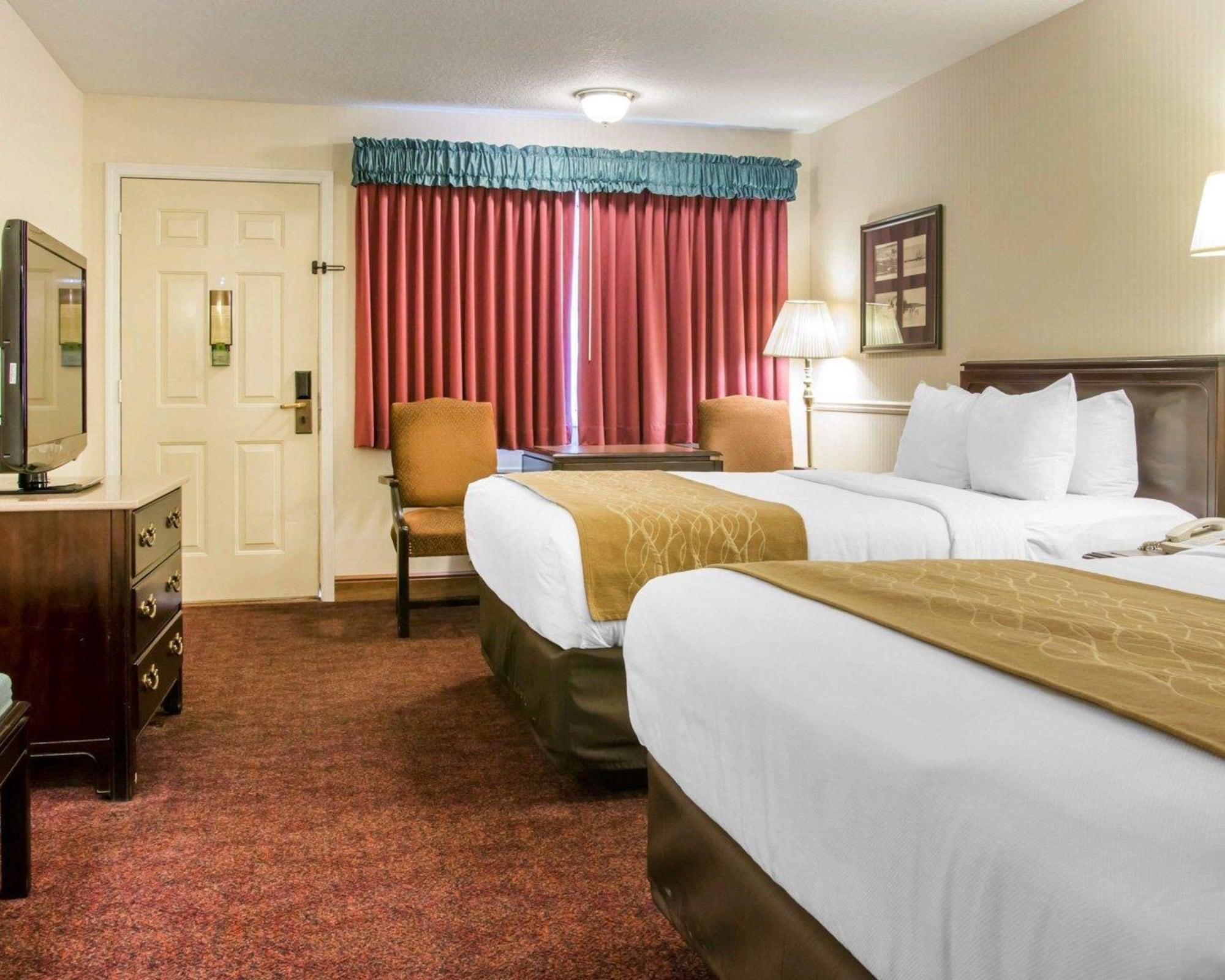 Comfort Inn Lakeside Mackinaw Stadt Exterior foto