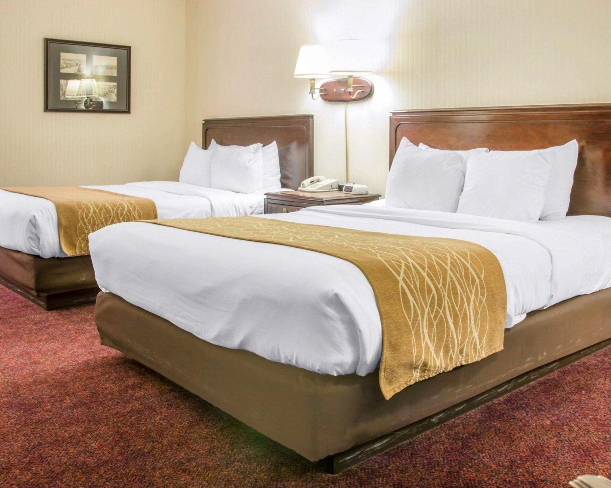 Comfort Inn Lakeside Mackinaw Stadt Exterior foto