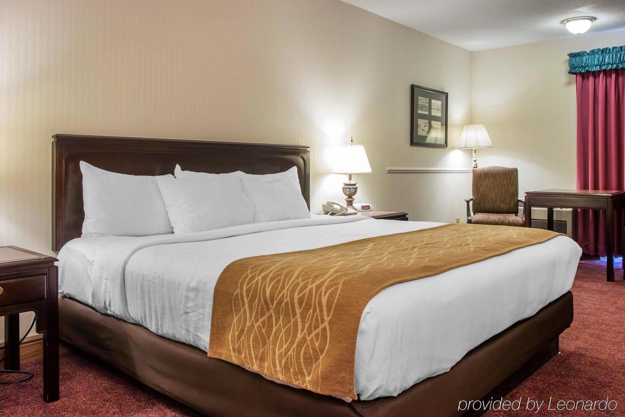 Comfort Inn Lakeside Mackinaw Stadt Exterior foto